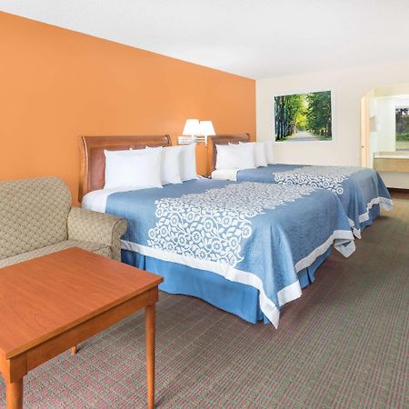 Days Inn By Wyndham Orangeburg South Ngoại thất bức ảnh