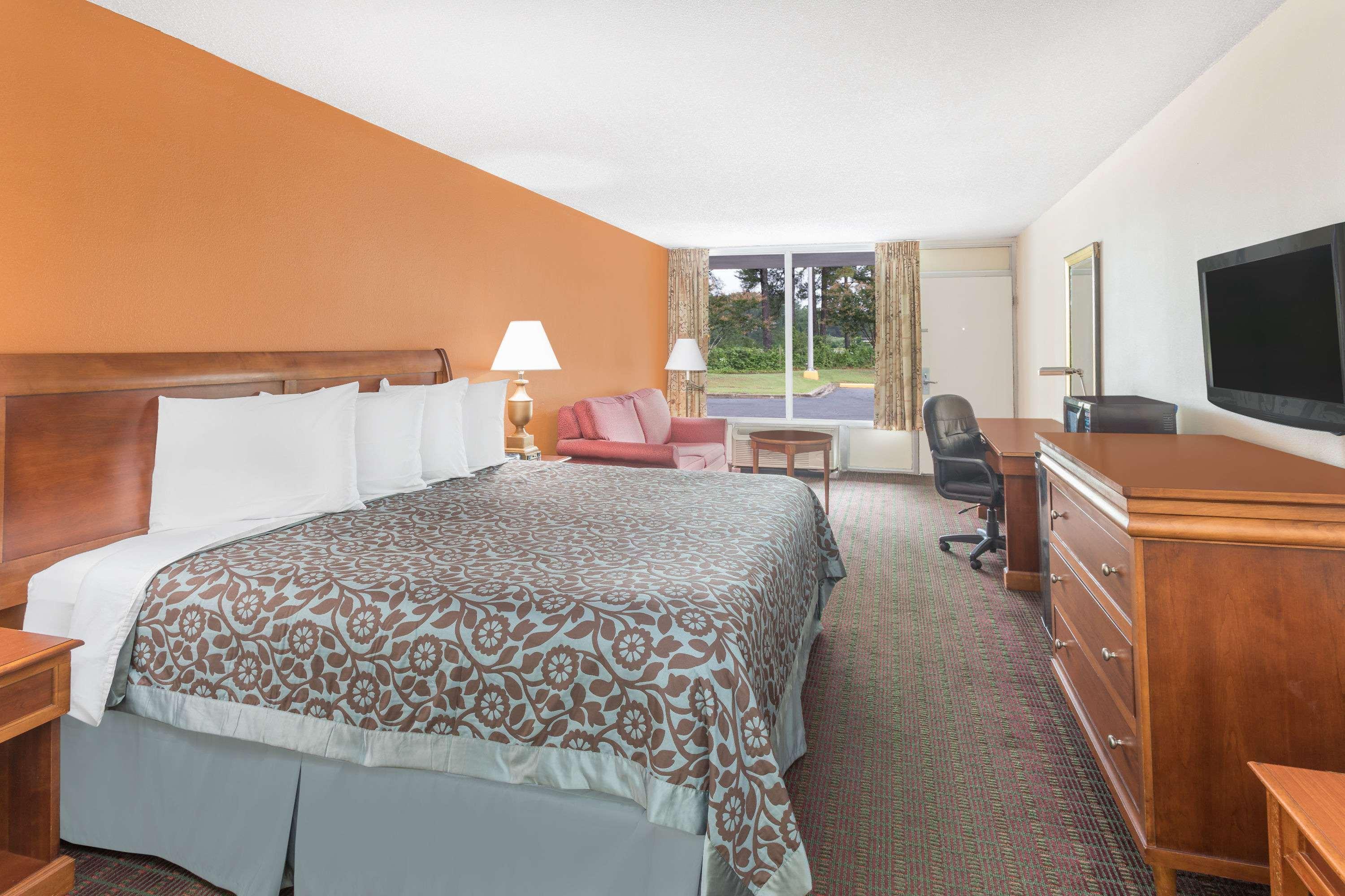 Days Inn By Wyndham Orangeburg South Ngoại thất bức ảnh